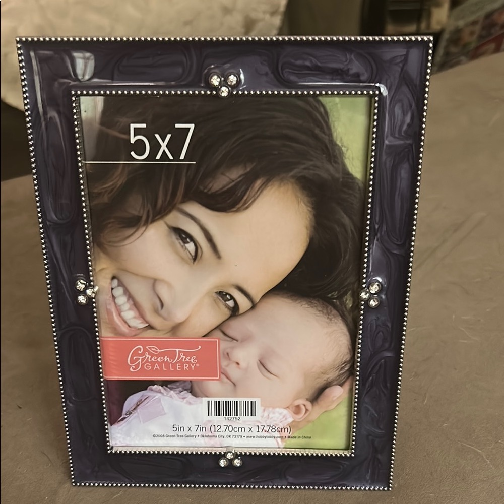 Green Tree Gallery frame